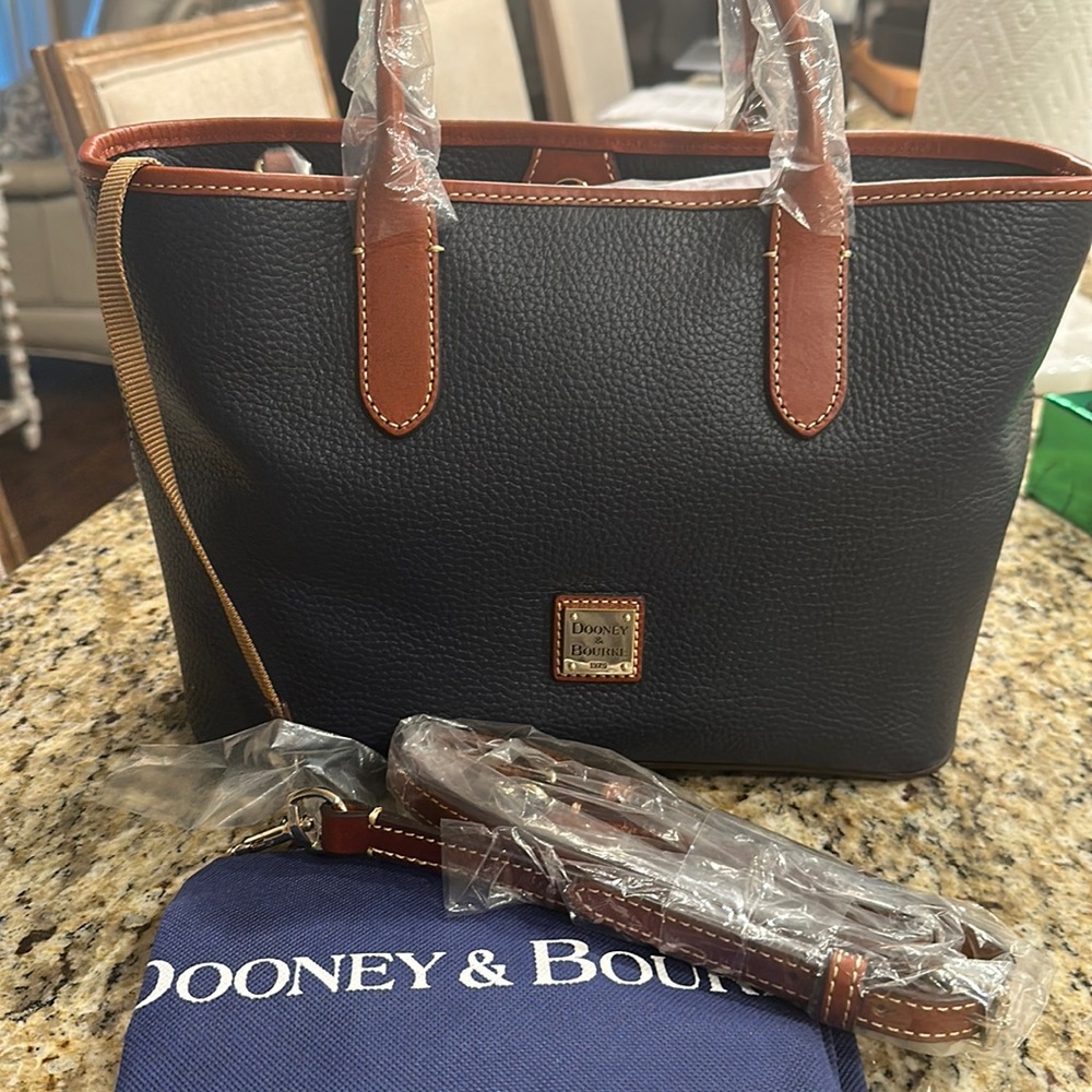 Dooney & Bourke handbag